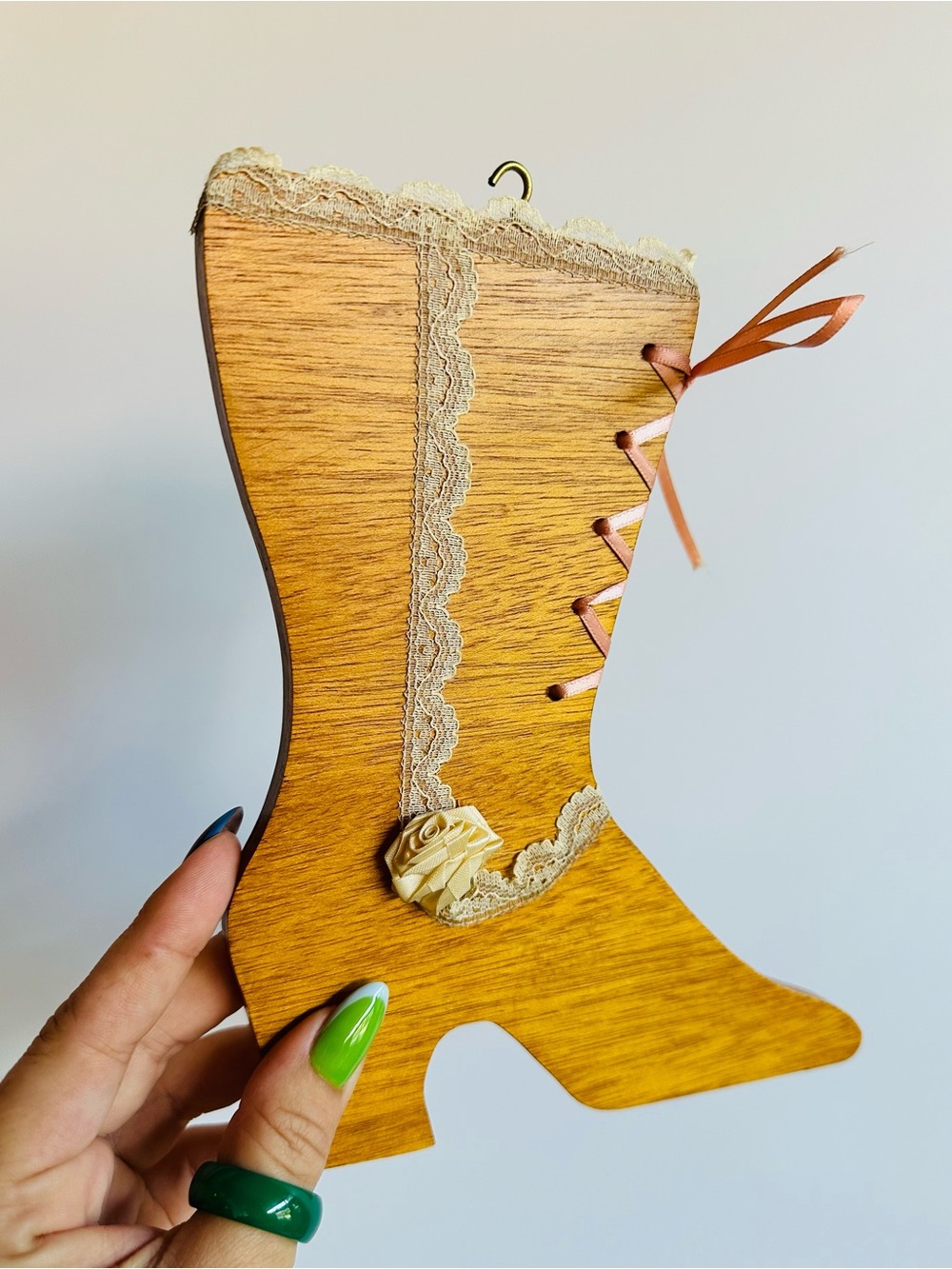 Vintage Wooden Victorian Boot Wall Decor Lace Ribbon Coquette Shabby Chic 8.5" - Picture 4 of 10